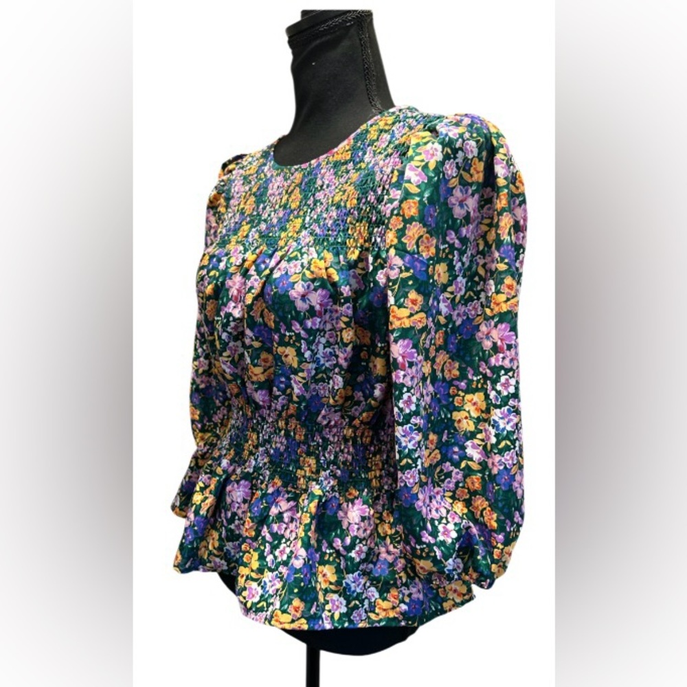 💐ANTHROPOLOGIE!! STUNNING PLEIONE FLORAL SMOCKED TOP! DESIGNER! SLIMMING! - Picture 13 of 16